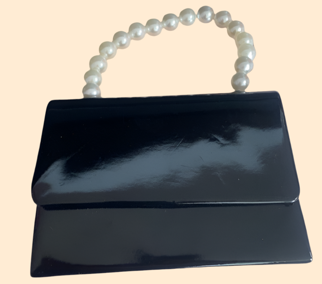 Black Pearl Handbag!